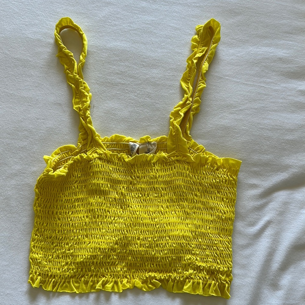 Tillys Sky And Sparrow Yellow Smocked Crop Top (Size: XS)
